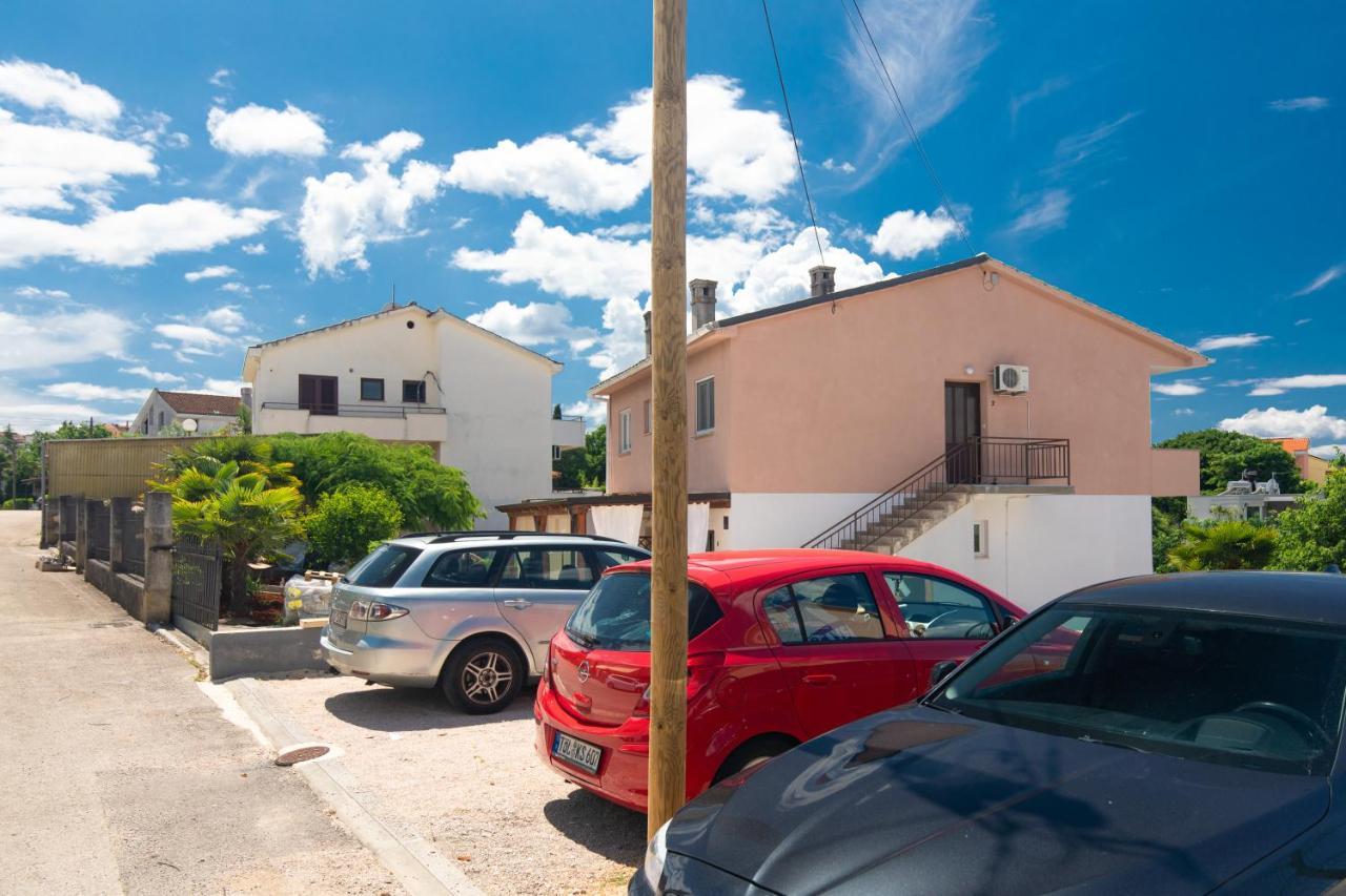 Oleander Malinska Exterior foto